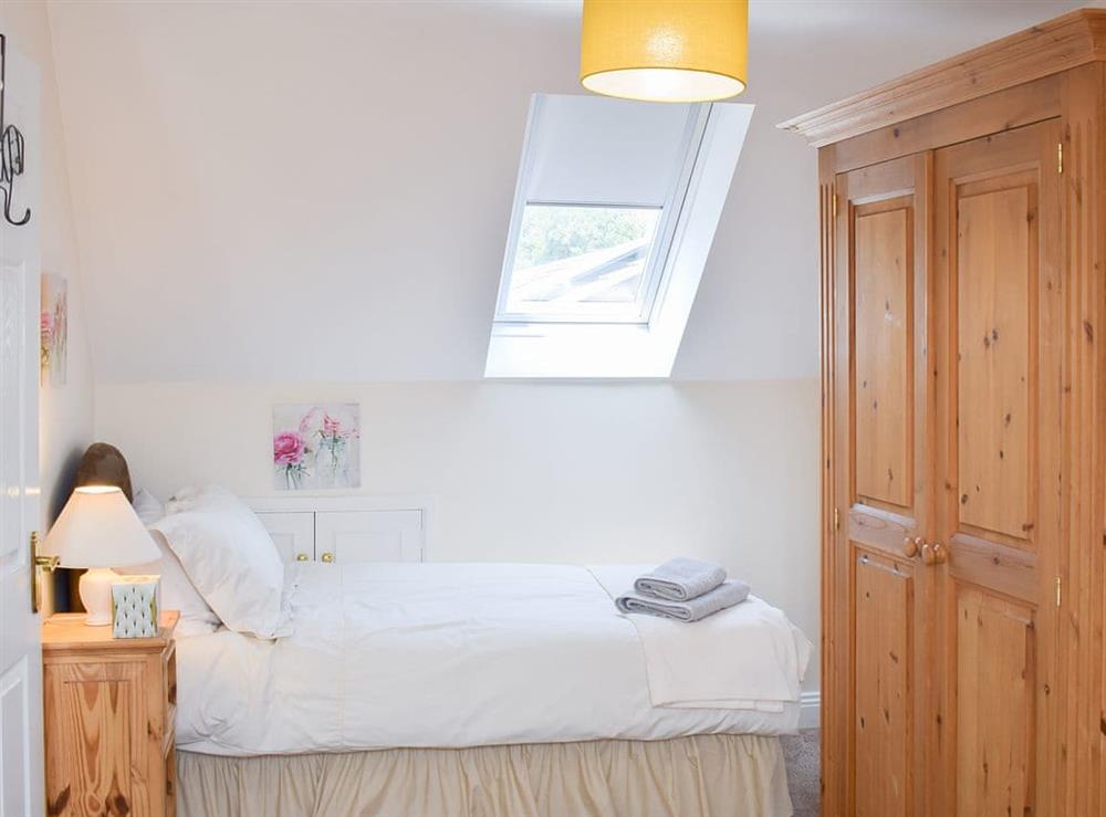Twin bedroom at Rockys Cottage at Crag View in Dunstan, near Craster, Northumberland