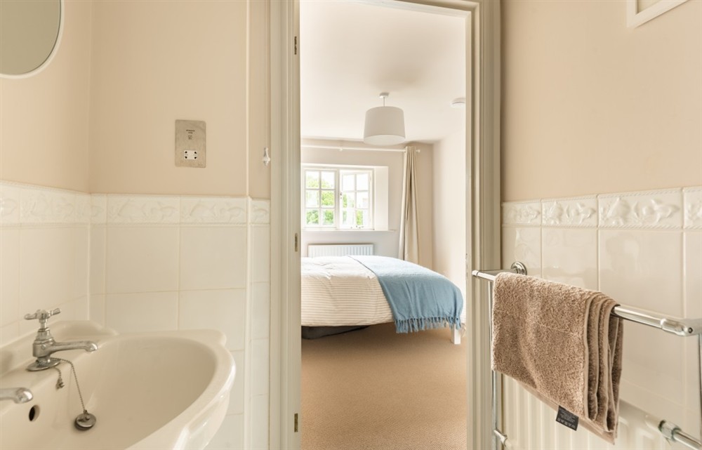 Bathroom at Rocky's Cottage in Thurlestone
