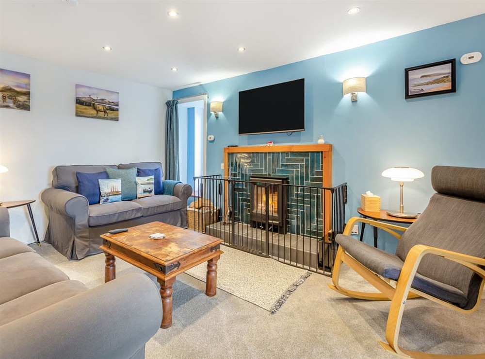 Sun room at Roggle Roich in Hilton, Ross-Shire