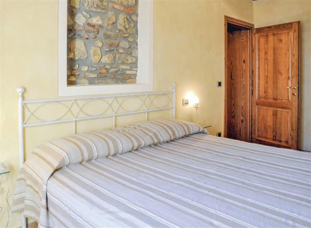 Bedroom at Rolanda in Lajatico, Italy