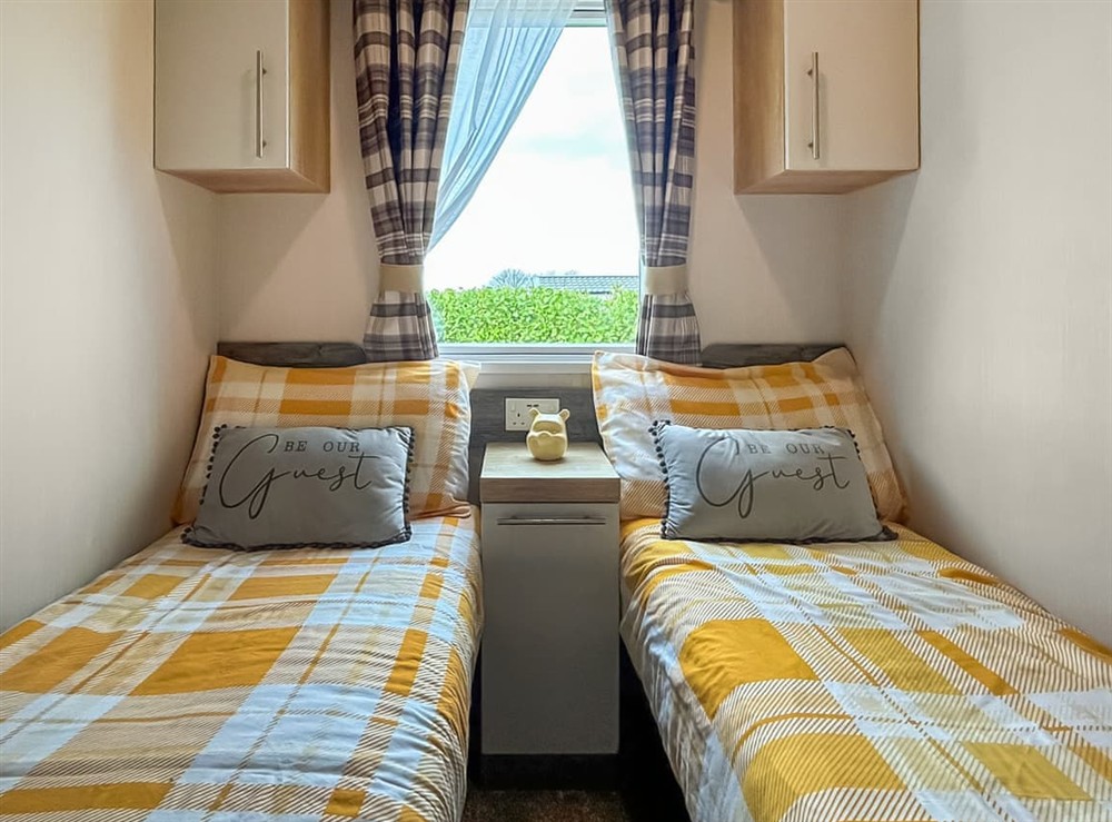 Twin bedroom (photo 3) at Rorys Retreat in Ayr, Ayrshire