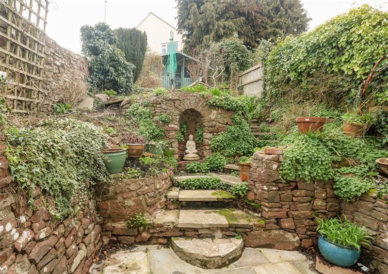 Enjoy the garden at Rose Cottage, Bishopsteignton