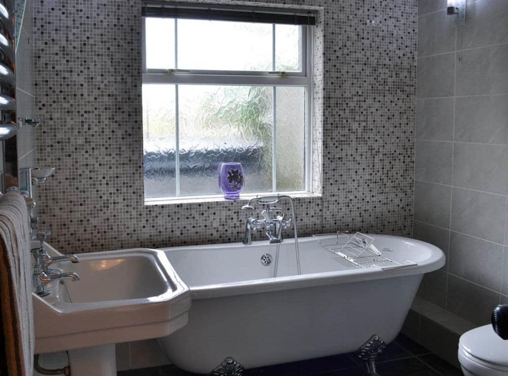 Bathroom at Rose Cottage in Bratoft, near Burgh-le-Marsh, Lincolnshire