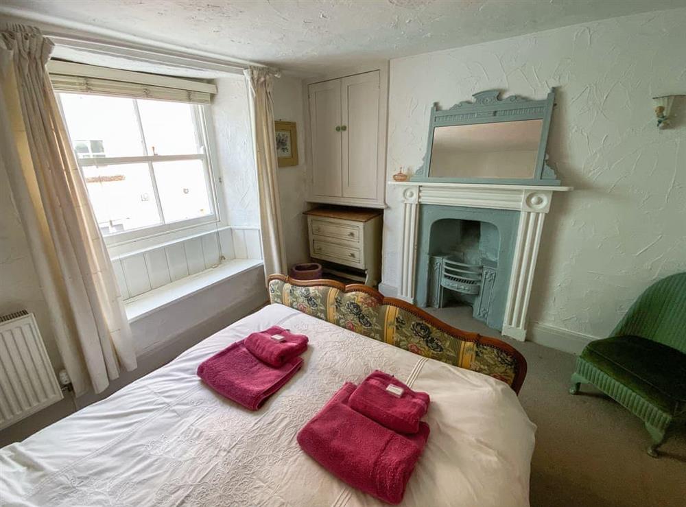 Double bedroom (photo 5) at Rose Cottage in Brixham, Devon
