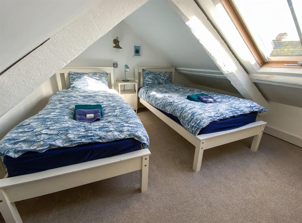 Twin bedroom at Rose Cottage in Brixham, Devon