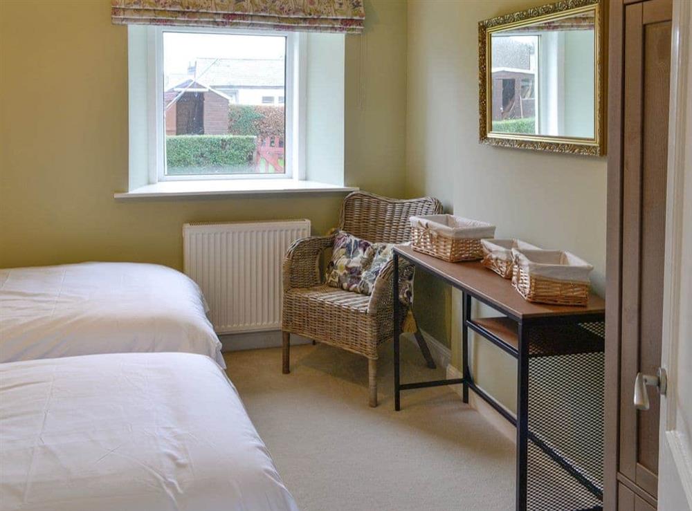 Twin bedroom at Rose Cottage in Crocketford, near Castle Douglas, Dumfries and Galloway, Dumfriesshire