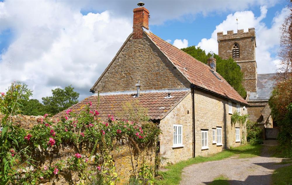 Rose Cottage is conveniently situated between the Norman church and the Three Horse Shoes public house