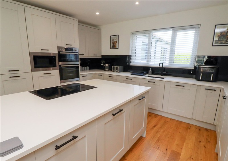 The kitchen (photo 4) at Rose Cottage, Dunstan near Embleton