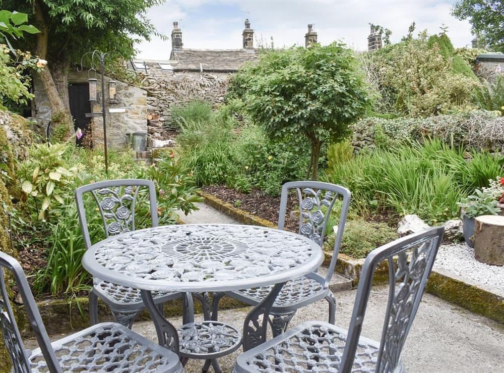 Sitting-out-area at Rose Cottage in Grassington, North Yorkshire