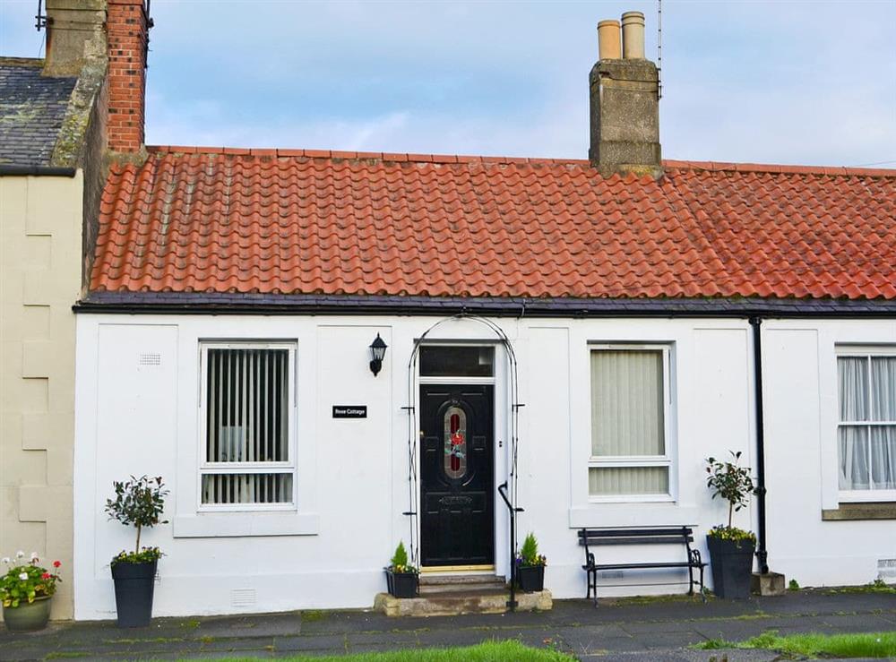 Charming terraced holiday cottage at Rose Cottage in Norham, near Berwick-upon-Tweed, Northumberland