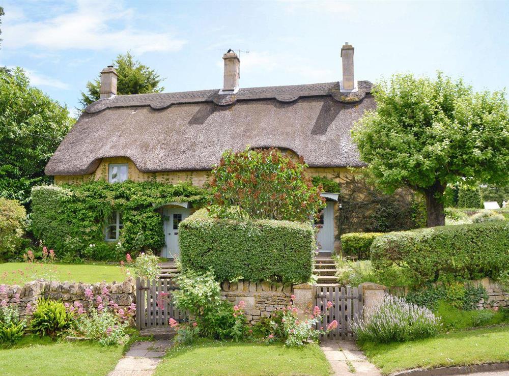 Lovely traditional cottages at Rose Cottage Number 2 in Chipping Campden, Gloucestershire