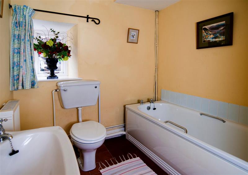 This is the bathroom at Rose Cottage, Pencaenewydd near Trefor
