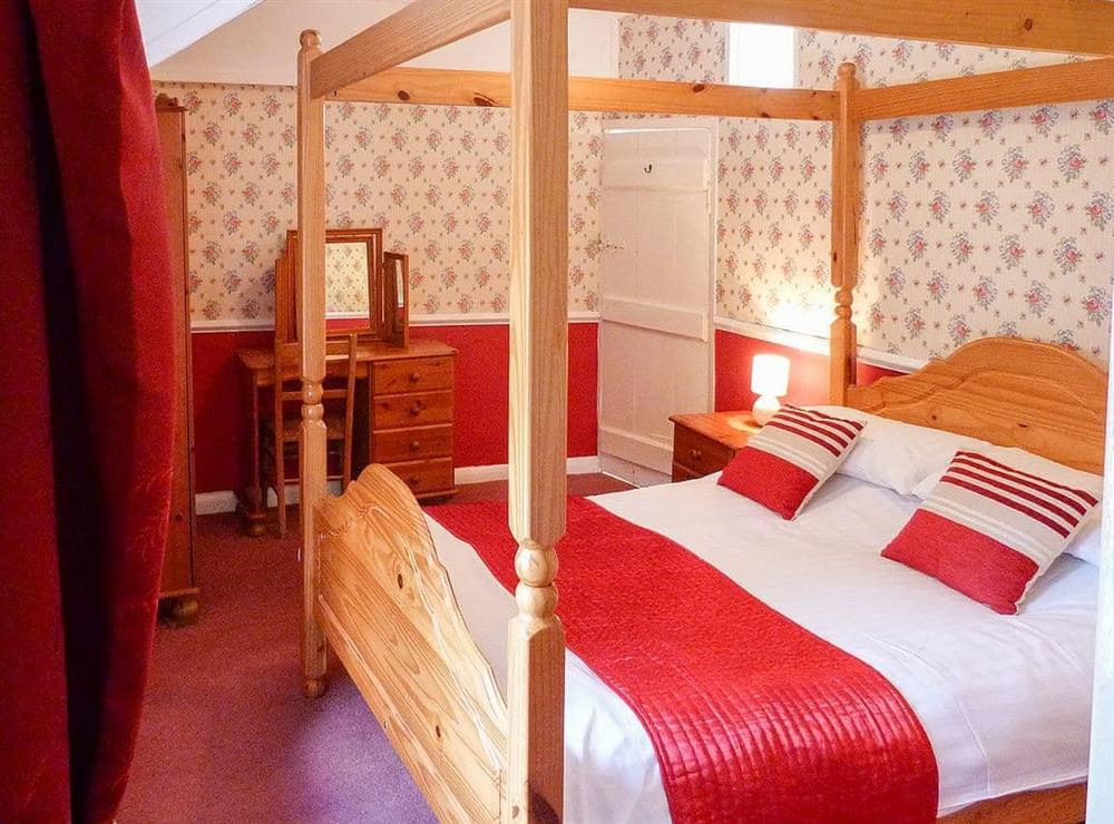 Wonderful four poster bedroom at Rose Cottage in Wheddon Cross, Exmoor, Somerset