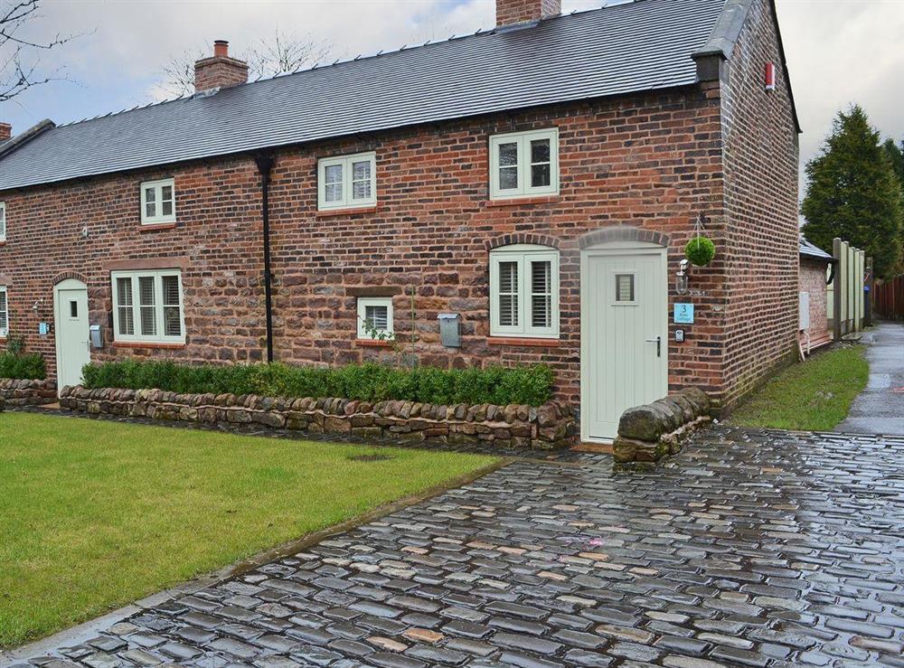 Rose Cottages 3 Rose Cottage in Endon, near Leek, Staffordshire sleeps 6