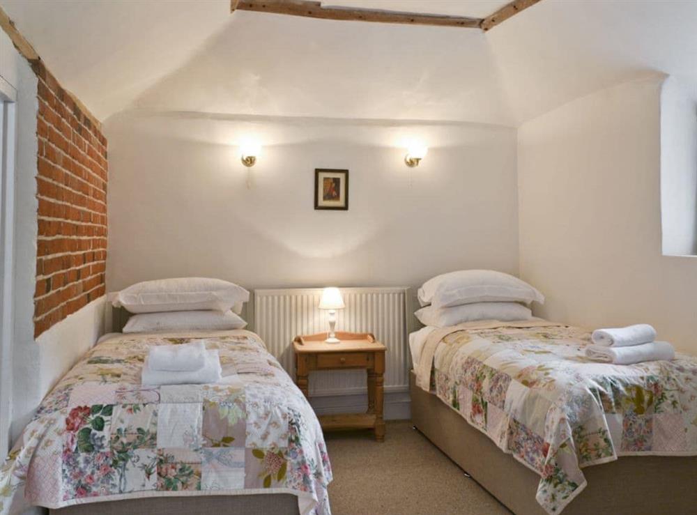 Twin bedroom (photo 2) at Rose Farm Barn in Cratfield, near Laxfield, Suffolk
