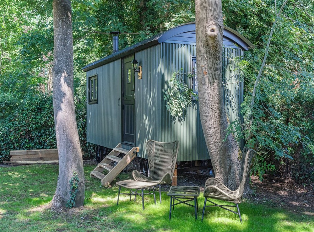 Exterior at Rose Hut Hideaway in Banstead, Surrey