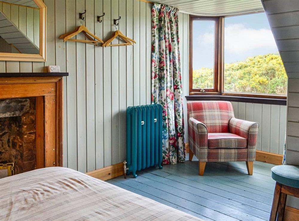 Double bedroom (photo 2) at Rosebank Cottage in Borgue, near Kirkcudbright, Kirkcudbrightshire