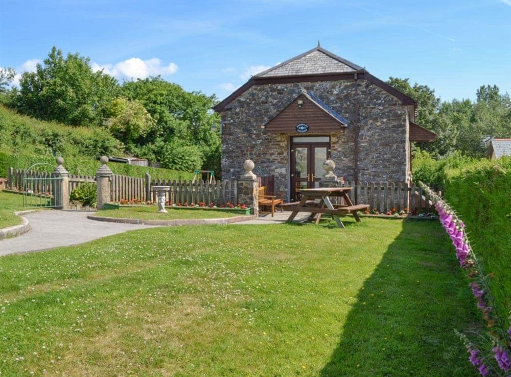 Charming holiday home at Rosebank Cottage in Stowford, Devon/Cornwall border, Great Britain