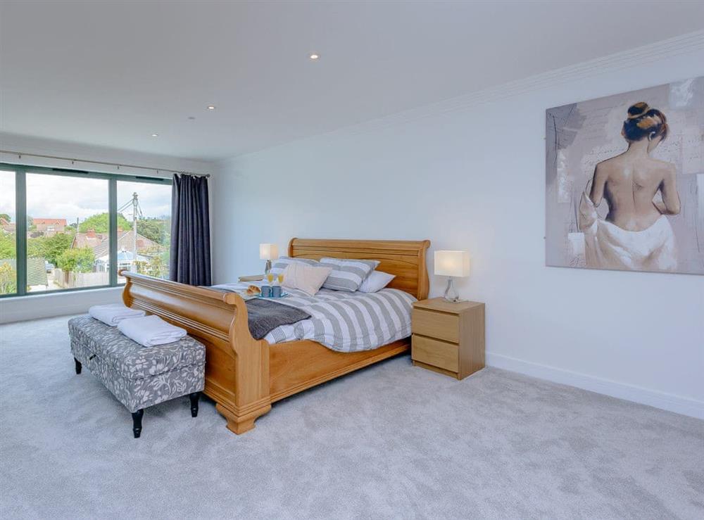 Spacious double bedroom at Rosedene in Freshwater, near Totland, Isle of Wight