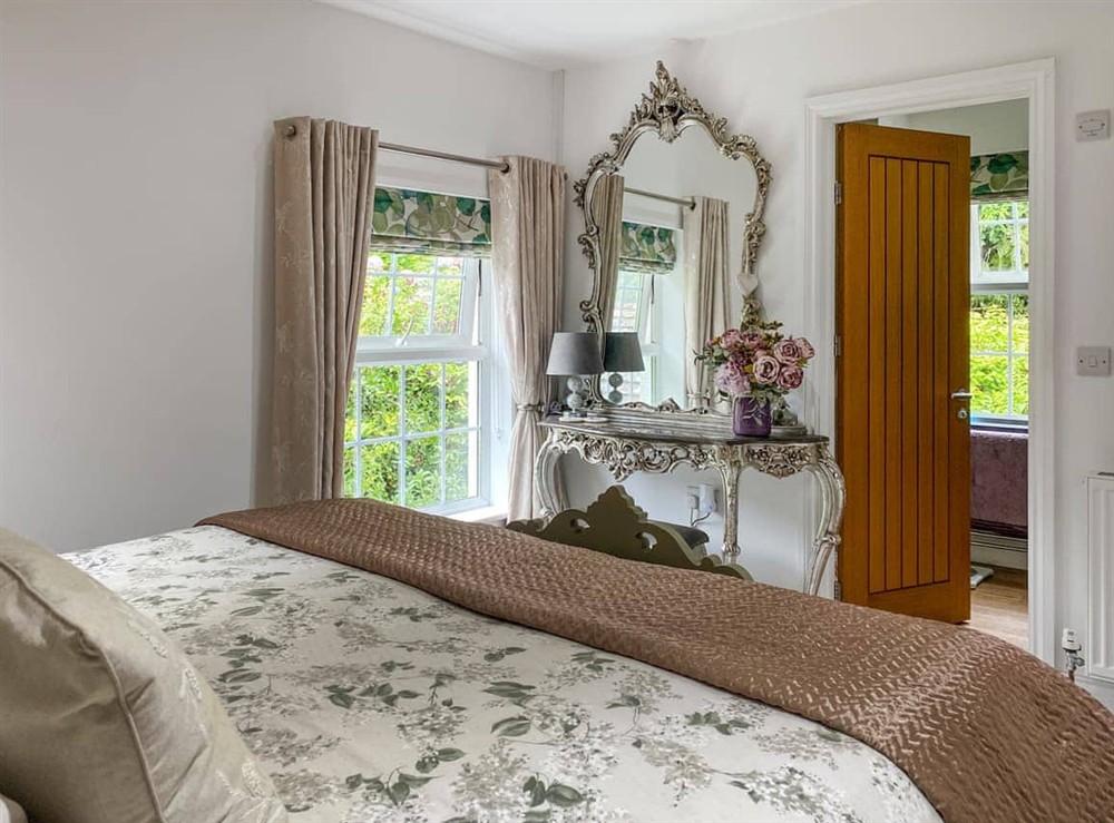 Double bedroom (photo 2) at Rosehill in Truro, Cornwall