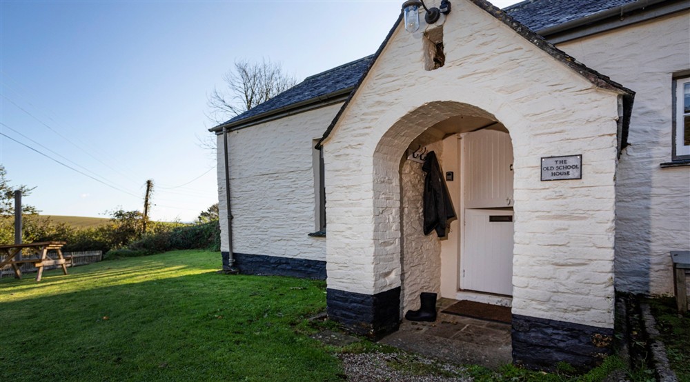 The exterior of Roseland Old School House, Cornwall (photo 3) at Roseland Old School House in Roseland, Cornwall