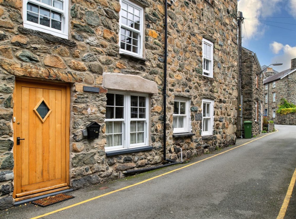 Exterior at Roselea Cottage in Dolgellau, Gwynedd