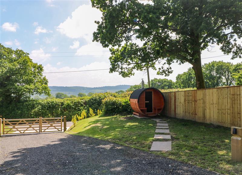 The setting around Roselea Luxury Pod Lodge