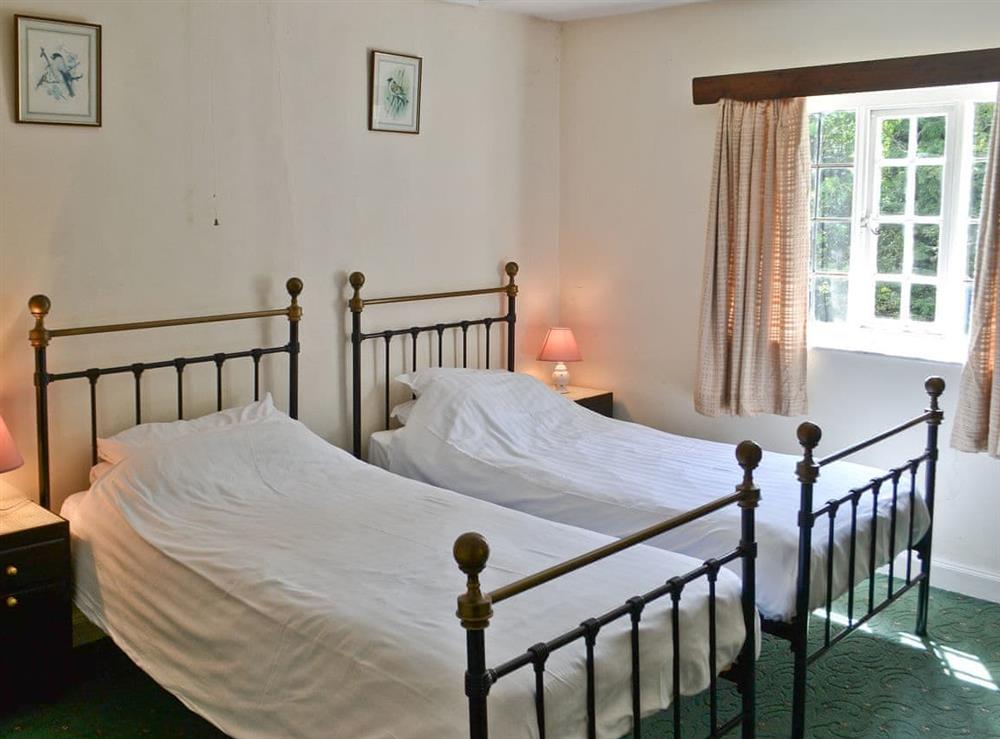 Twin bedroom at Rosemary Cottage in Burgh-next-Aylsham, near Aylsham, Norfolk