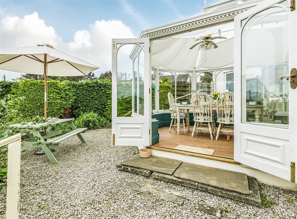 Conservatory at Rosemary Cottage in St Mawes, Cornwall