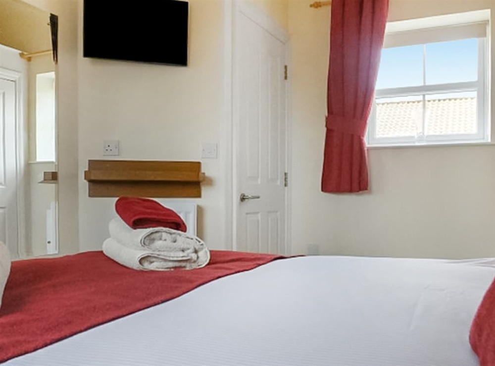 Double bedroom (photo 3) at Roses Rest in Greetham, near Horncastle, Lincolnshire