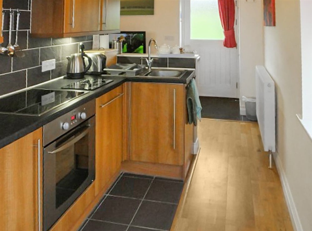 Kitchen/diner (photo 2) at Roses Rest in Greetham, near Horncastle, Lincolnshire