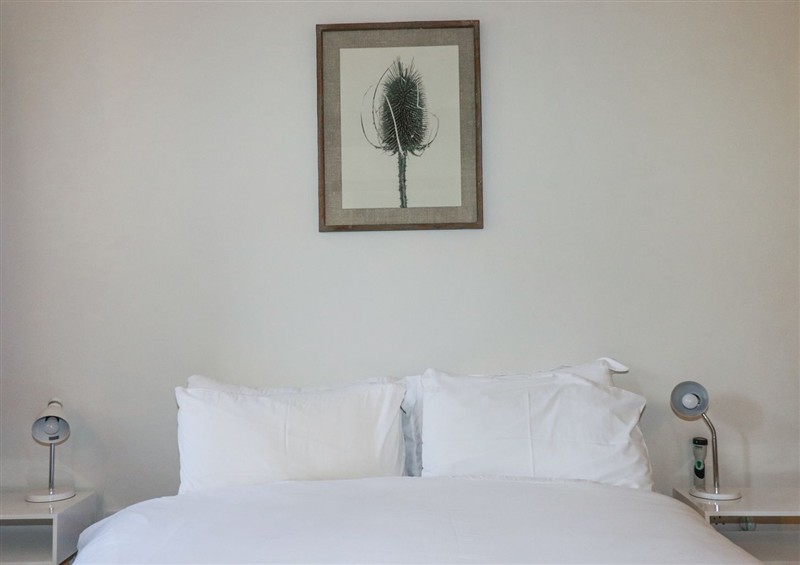 This is a bedroom at Roses Stable, Bodrean near Truro