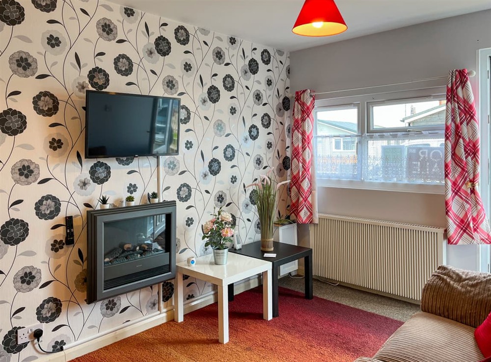 Open plan living space (photo 2) at Rosies Cottage in Bridlington, North Humberside