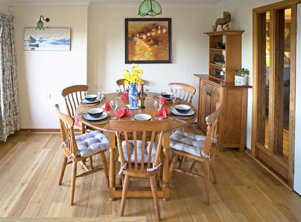 Charming dining area at Rosmuire in Shandon, near Helensburgh, Dumbartonshire