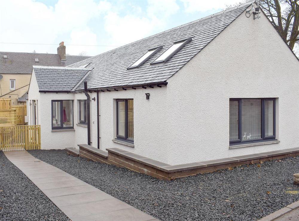 Delightful holiday home at Rossie Cottage in Auchterarder, near Gleneagles Village, Perthshire