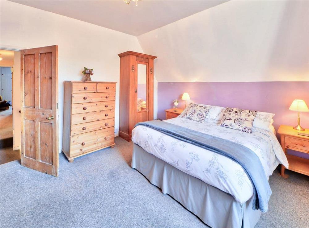 Charming double bedroom at Rossiters Cottage in Wellow, near Yarmouth, Isle of Wight