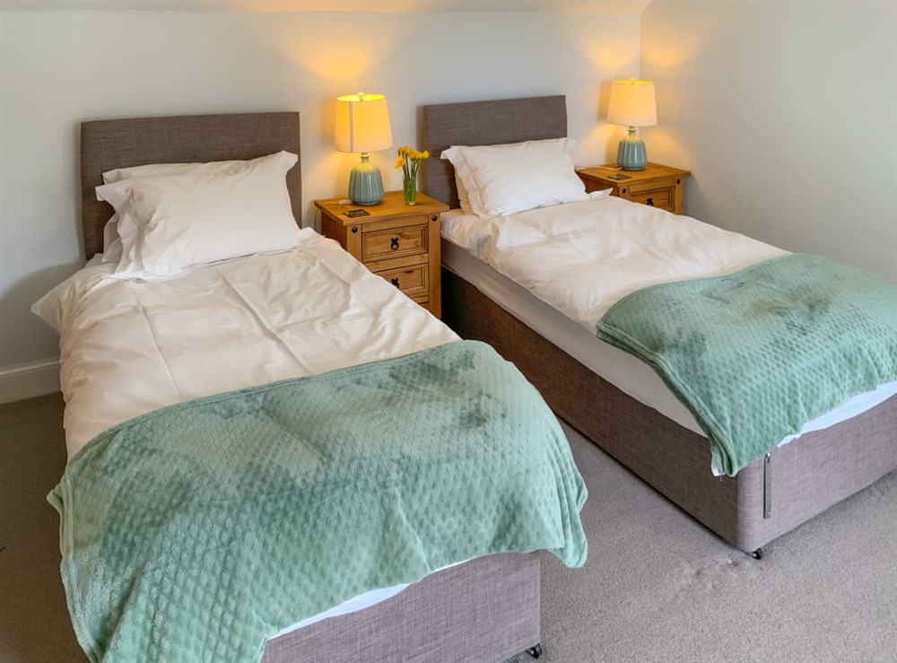 Twin bedroom