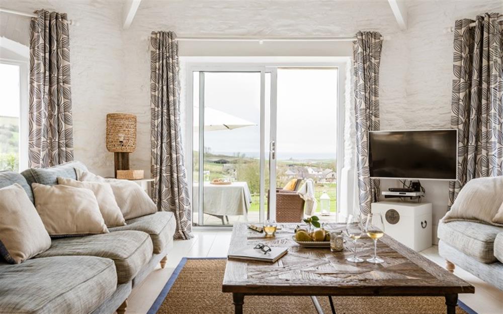 The open plan living area at Round House, Court Barton in South Huish