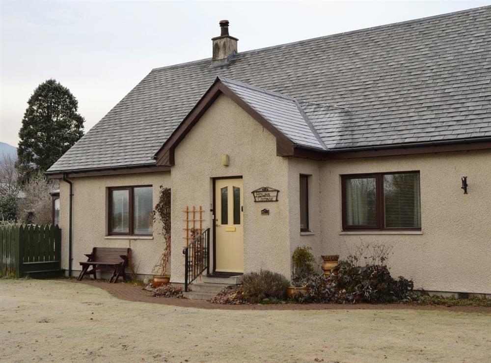 Charming holiday home at Rowan Cottage in Aviemore, Inverness-Shire