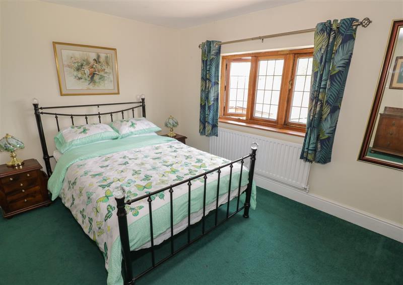 One of the 5 bedrooms (photo 2) at Rowlands House, Coalville