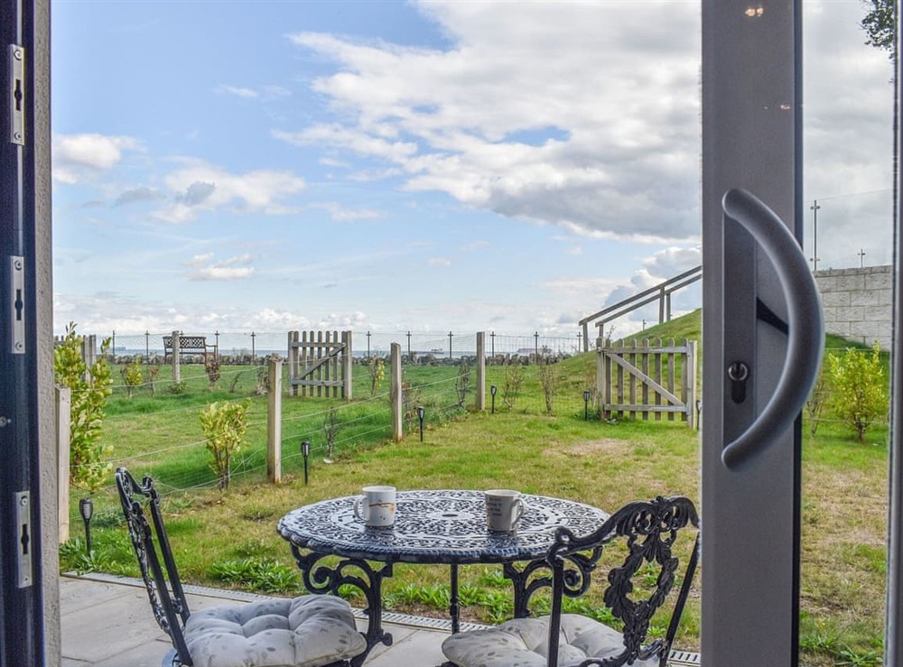 Sitting-out-area at Seascape, 