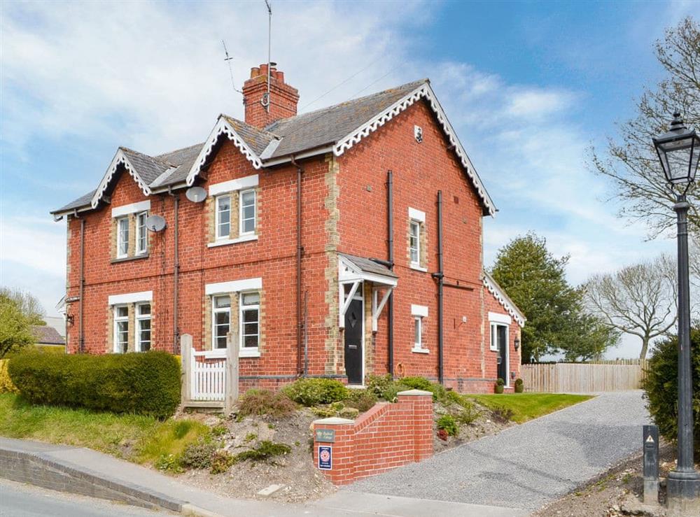 Photos of Royland Cottage, North Dalton, North Humberside