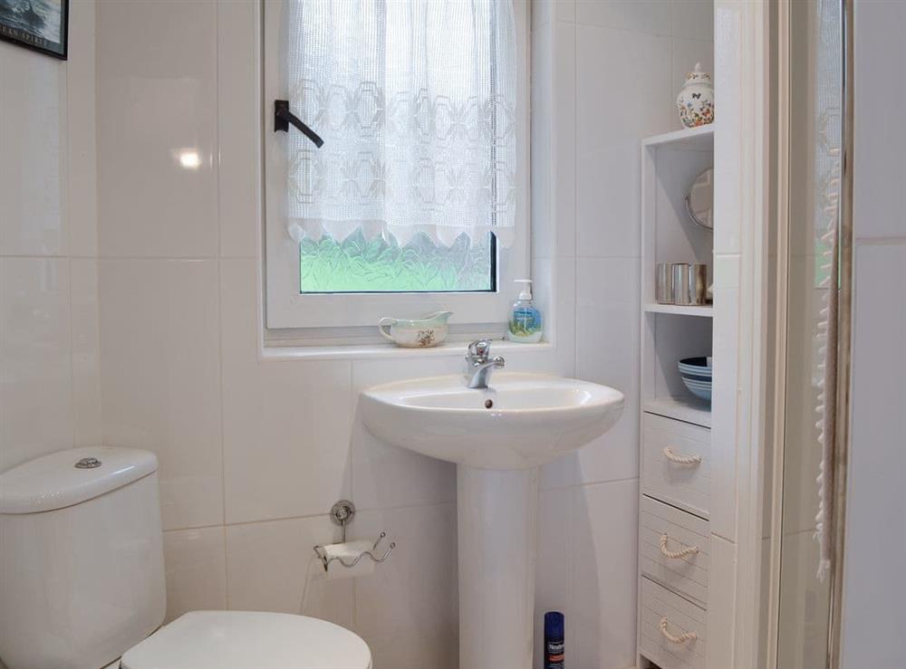 Shower room at Ruach in Gardenstown, near Macduff, Aberdeenshire