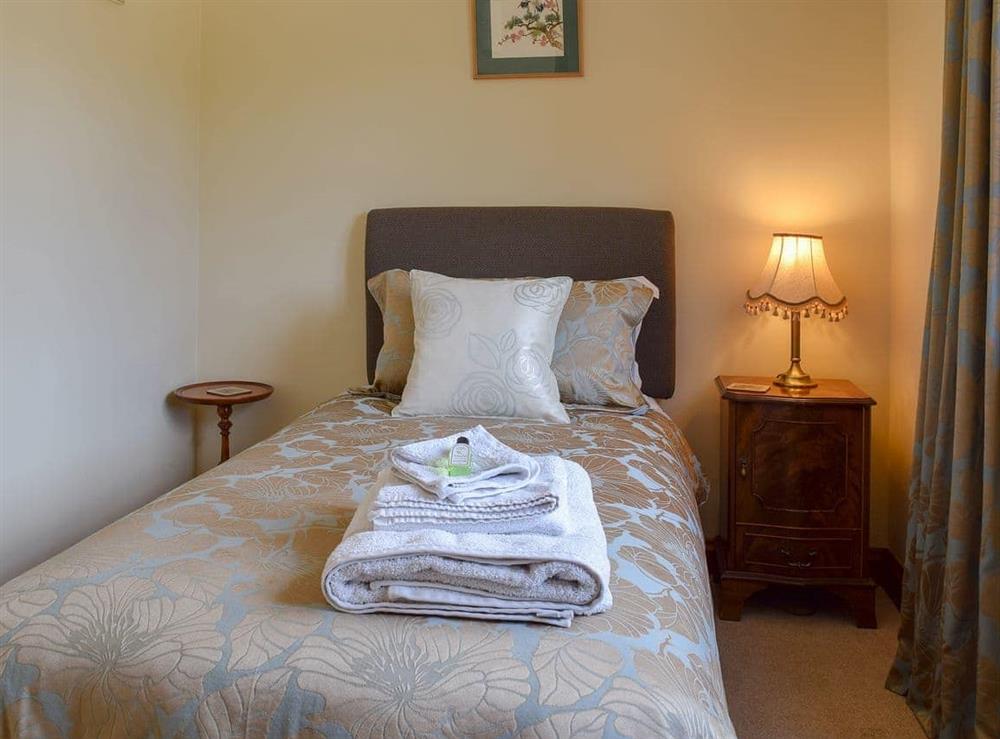 Cosy single bedroom at Russet Cottage in Moreton-in-Marsh, Gloucestershire