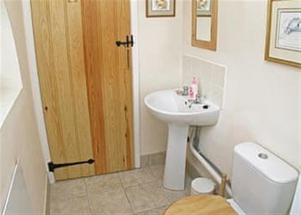 Bathroom at Russett Cottage in Rye, East Sussex