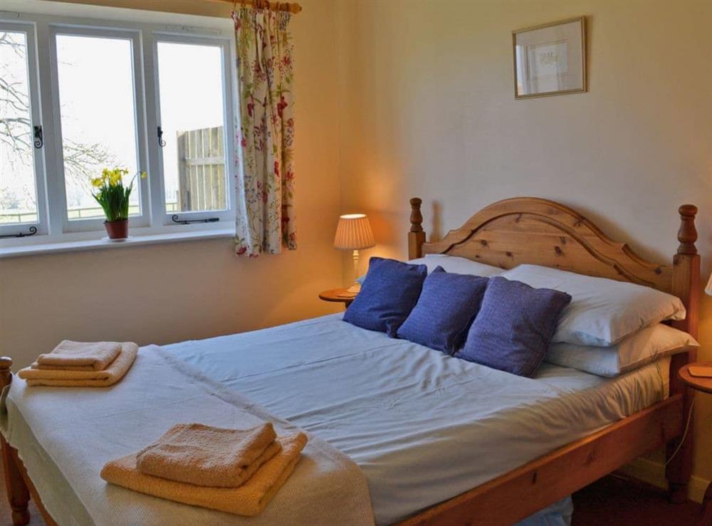 Double bedroom at Russett Cottage in Rye, East Sussex