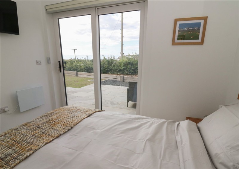 A bedroom in Rydlan (photo 2) at Rydlan, Near Borth