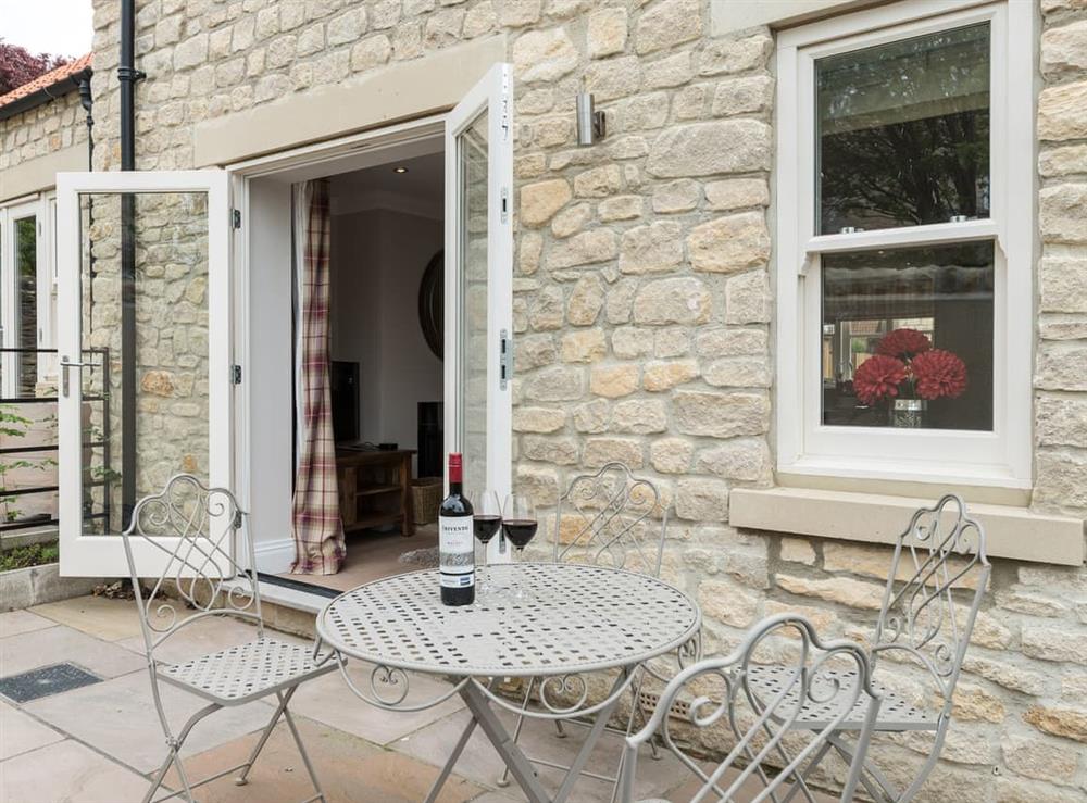 Sitting out area at Rye Cottage in Helmsley, Yorkshire, North Yorkshire