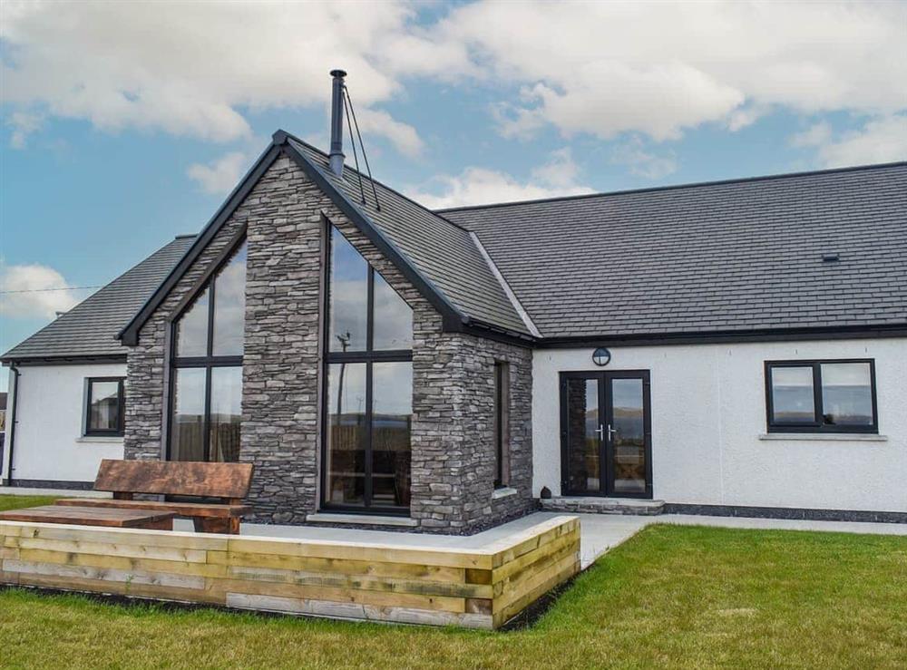 Exterior at Ryka Lodge in All Outer Hebrides, Isle Of Lewis