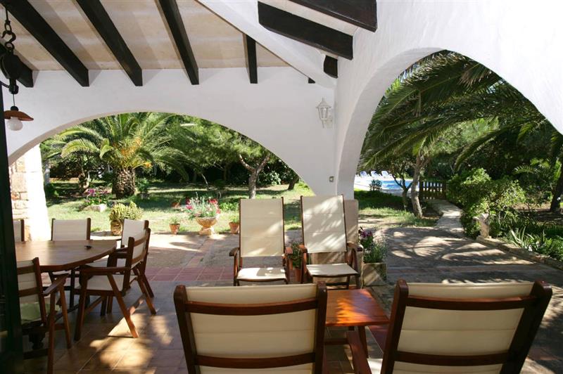 Shaded seating at Sa Mosquera, Ciutadella Area, The-Balearic-Islands